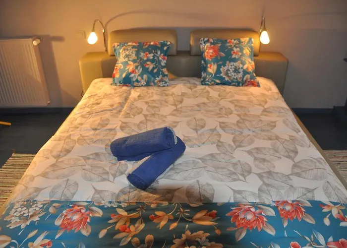 D'hotes Sauternais Bed and Breakfast 3*